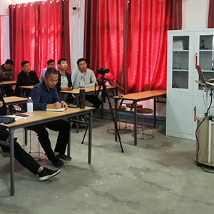 10��20��ɽ�|���x���ؙCе���޹�˾�e�k���p���Tʽ��ץ�����ؙC������Ӗ(x��n)�n��